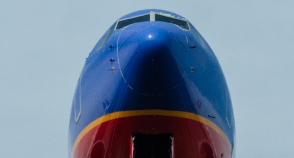 Read more about the article Boeing C.E.O. Acknowledges ‘Mistake’ Over 737 Max Warning Light